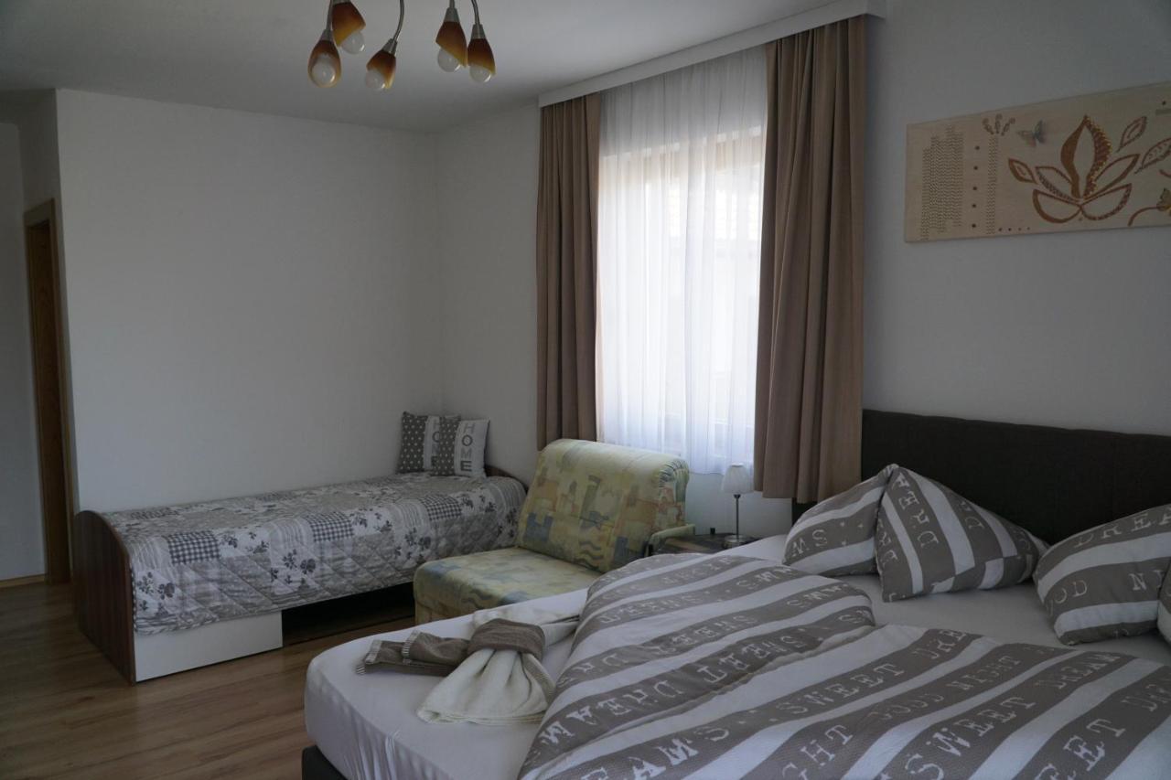 Pension-Ferienwohnung Rotar Faak am See Extérieur photo