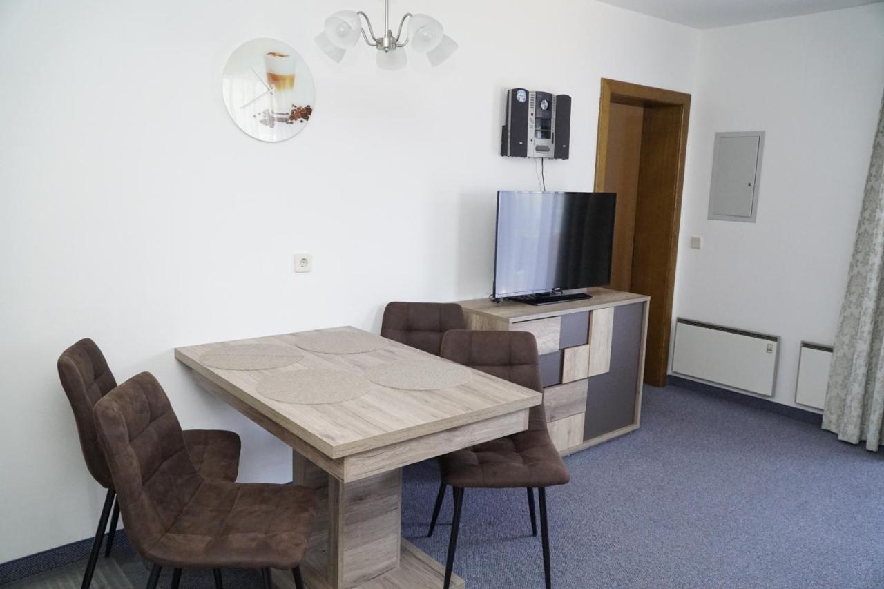 Pension-Ferienwohnung Rotar Faak am See Extérieur photo