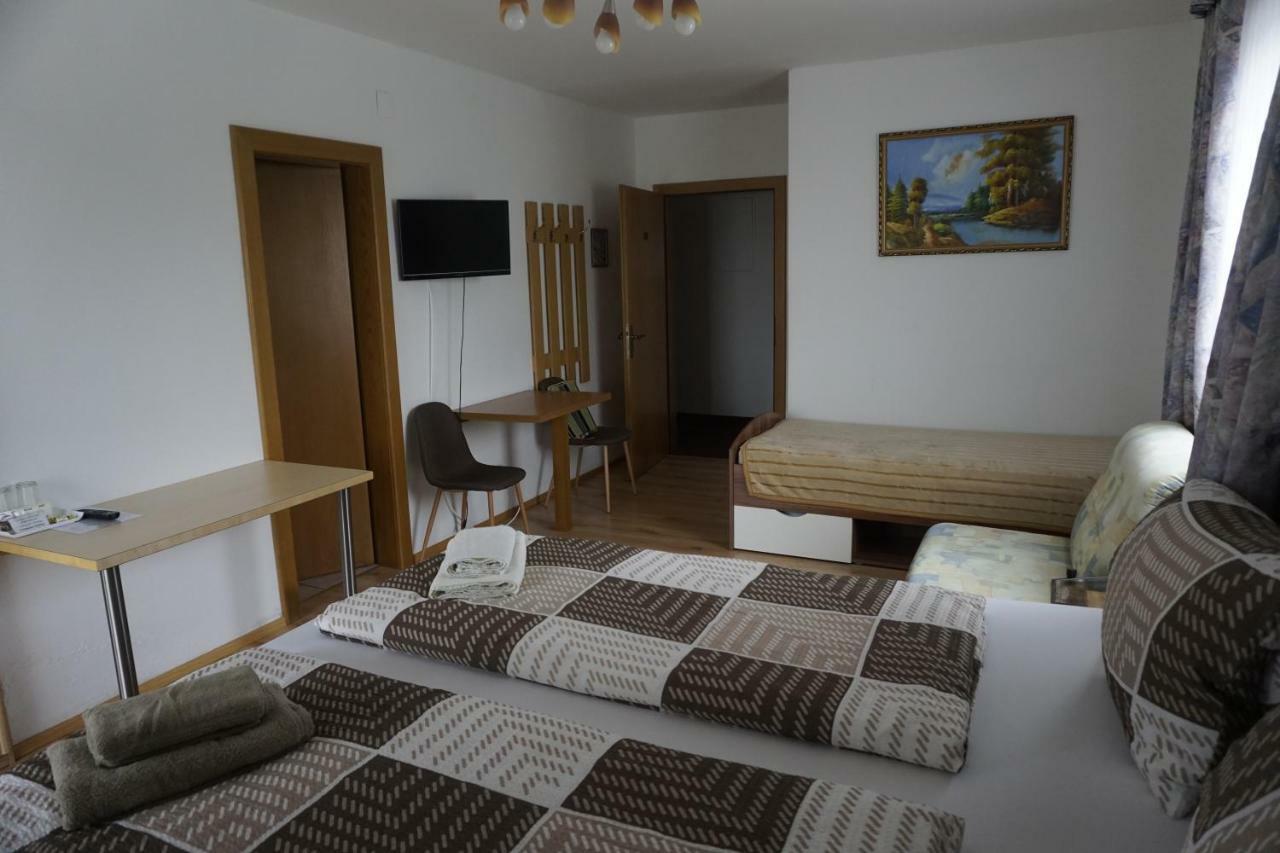Pension-Ferienwohnung Rotar Faak am See Extérieur photo